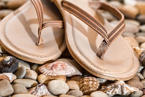 beach-flip-flops-small